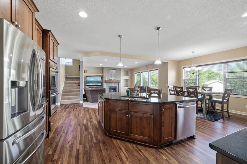 10412 Florida Ave N, Brooklyn Park, MN 55445