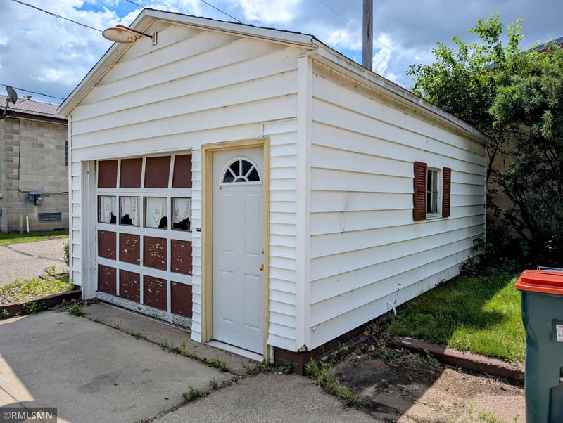 711 Main St N, Browerville, MN 56438