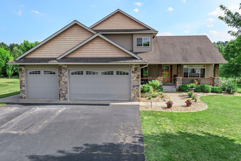 30066 Fox Run Rd, Stacy, MN 55079