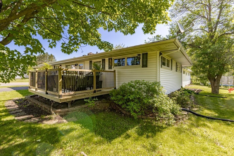 315 N Ugstad Rd, Duluth, MN 55810