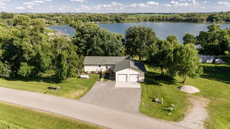 16026 Svend Ln NW, Evansville, MN 56326
