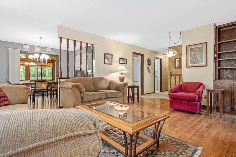 6670 Maple Dr, Rockford, MN 55373