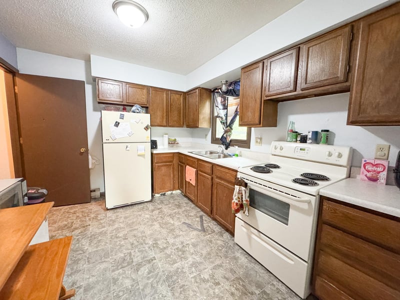 27777 340th Ave, Underwood, MN 56586