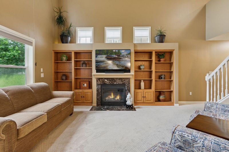 2964 Philipp Ave, Shakopee, MN 55379