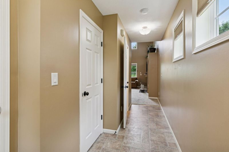 2964 Philipp Ave, Shakopee, MN 55379