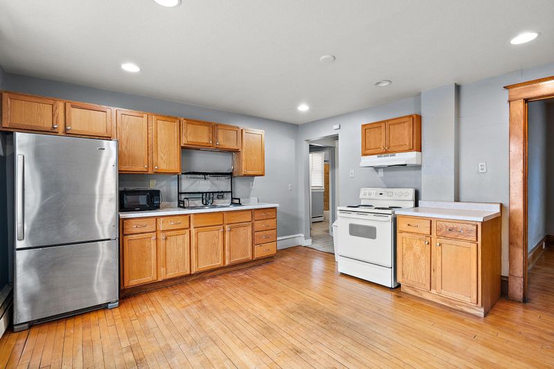 1498 Sherburne Ave, Saint Paul, MN 55104