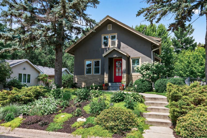 1213 42nd Ave NE, Columbia Heights, MN 55421