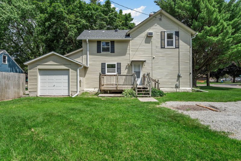 1010 S Grove Ave, Owatonna, MN 55060