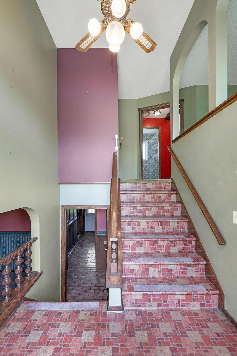 150 18th Ave N, South Saint Paul, MN 55075