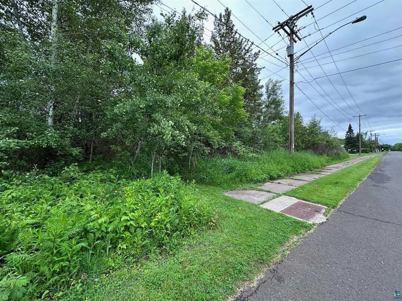 3938 E 5th St, Superior, WI 54880