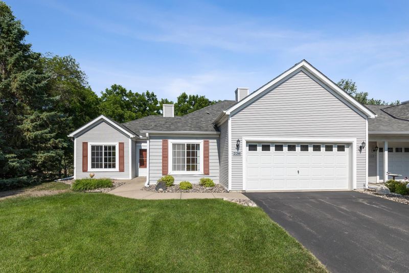220 Emerson Ave E, West Saint Paul, MN 55118