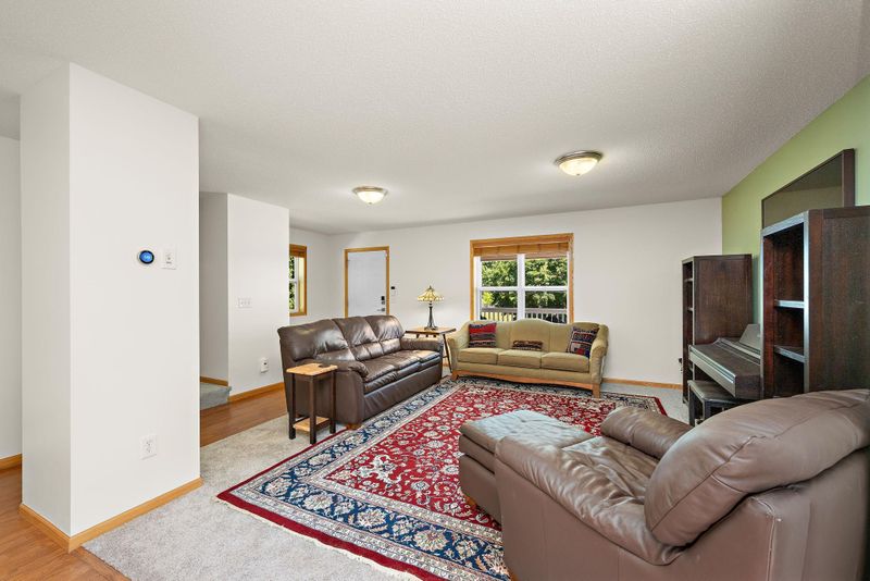 54 Belvidere St E, Saint Paul, MN 55107