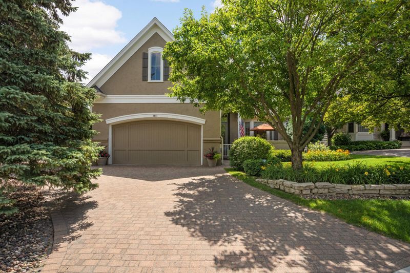 5813 Vernon Ln, Edina, MN 55436