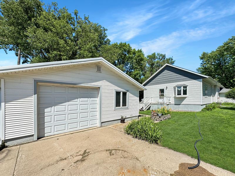3018 Linden Ave, Slayton, MN 56172