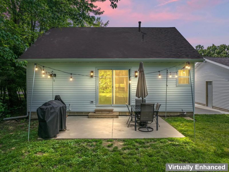 820 1st St NE, Dodge Center, MN 55927