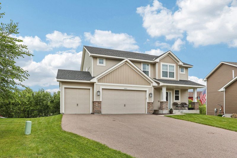 7205 208th Cir N, Forest Lake, MN 55025