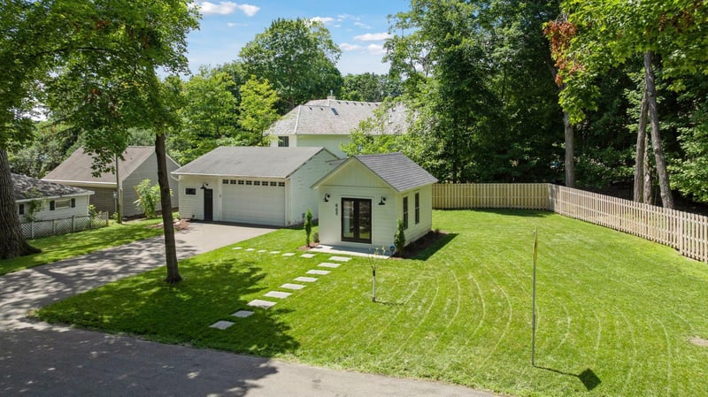 465 Lakeview Ave, Tonka Bay, MN 55331