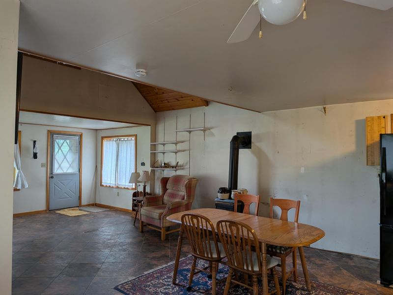 302 Balmoral Ave, Henning, MN 56551