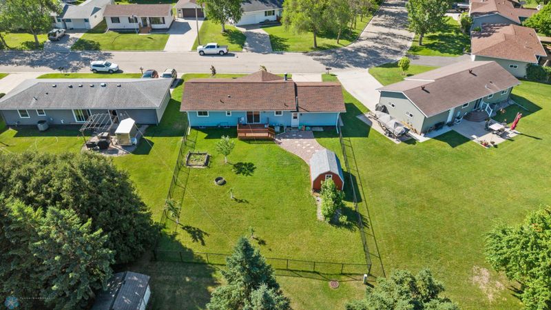 219 Campbell Rd, Crookston, MN 56716