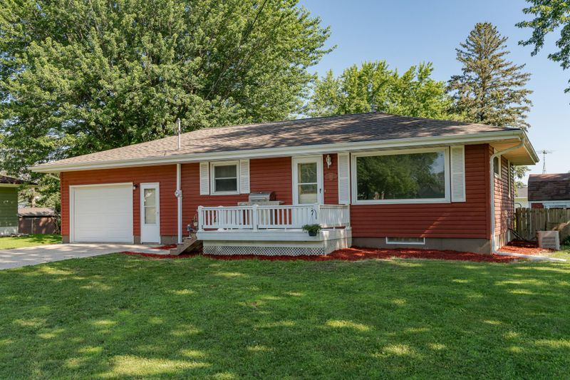 212 Church St, Claremont, MN 55924