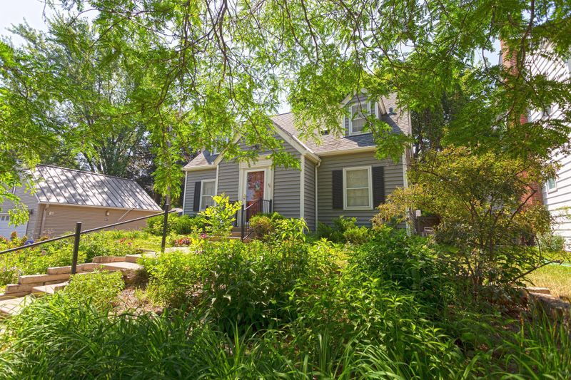 1836 Palace Ave, Saint Paul, MN 55105