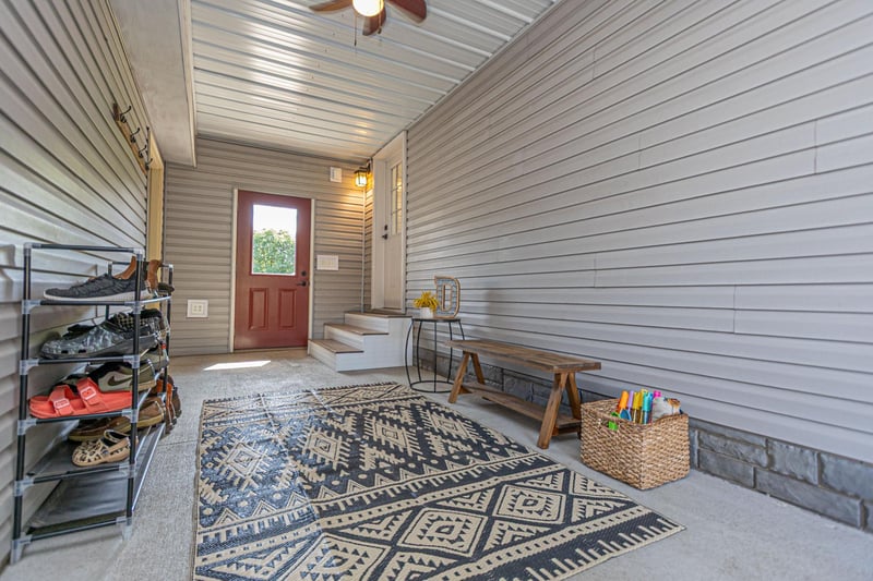 236 Poplar Ave, Lowry, MN 56349