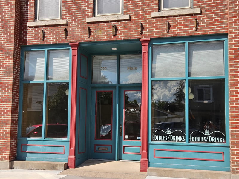 222 W Main St W, Wabasha, MN 55981