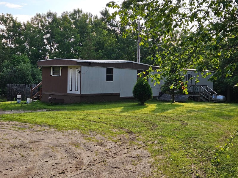 16059 Us 2, Bagley, MN 56621