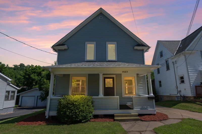1523 S Park St, Red Wing, MN 55066