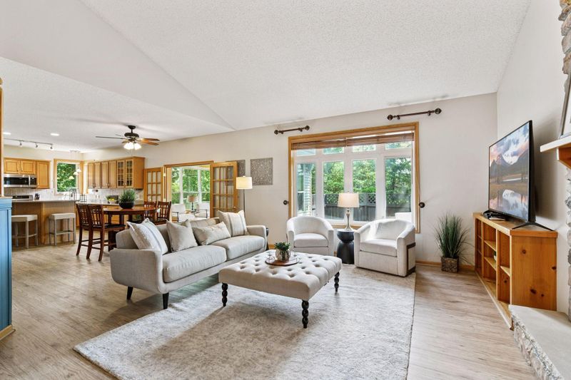 7225 Whitehall Rd, Shakopee, MN 55379