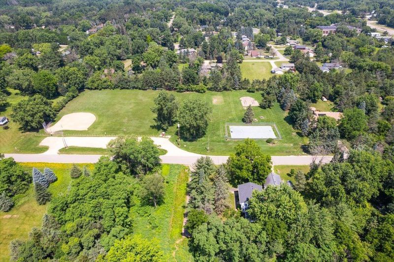 16333 3rd St S, Lakeland, MN 55043