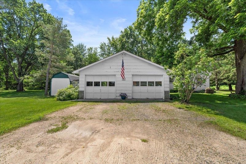16333 3rd St S, Lakeland, MN 55043