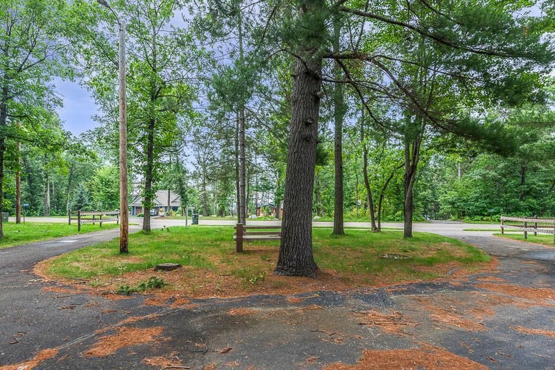 9325 Interlachen Rd, Lake Shore, MN 56468
