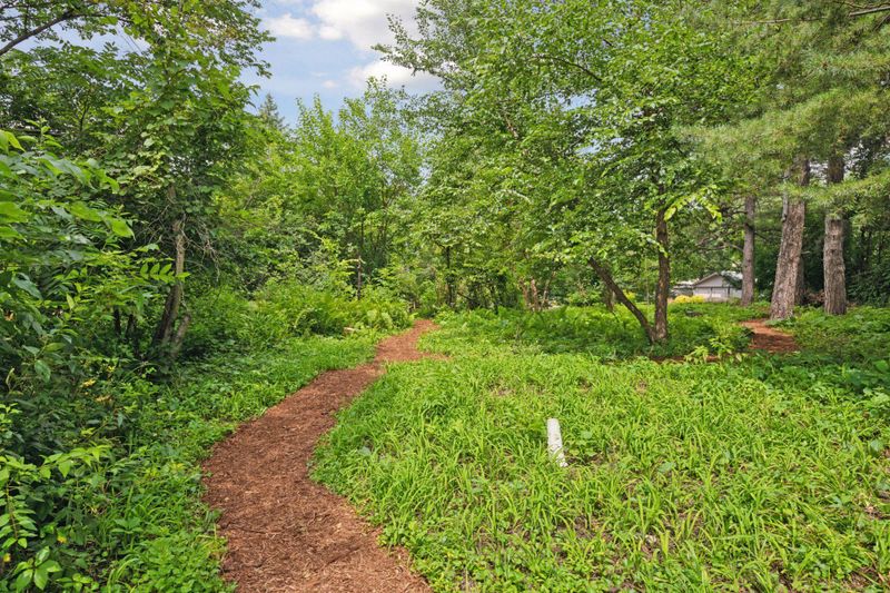 1201 River Terrace Dr, Bloomington, MN 55431