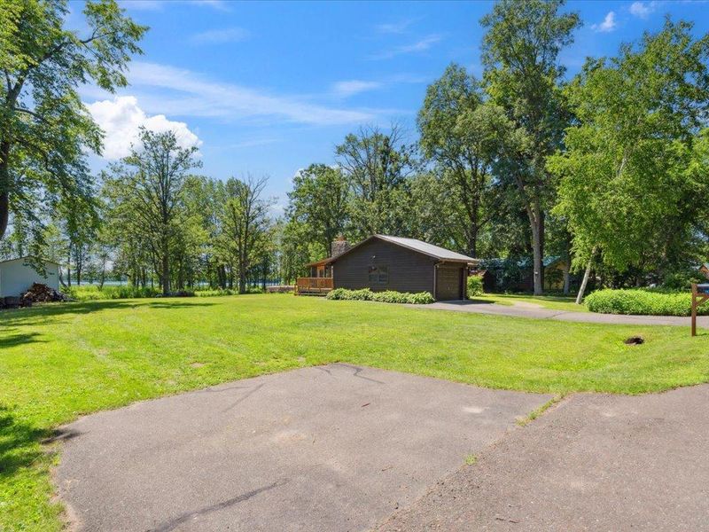 1435 White Cloud Dr, Isle, MN 56342