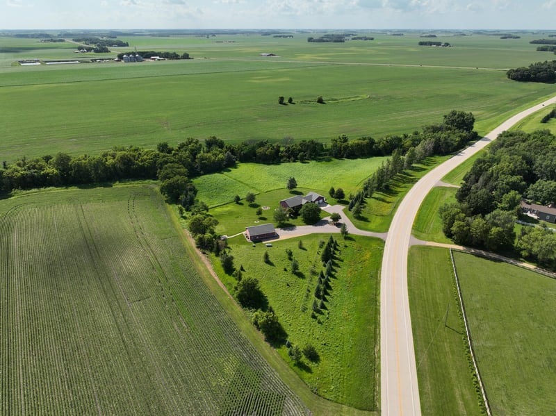 46130 County Road 13, Saint Peter, MN 56082