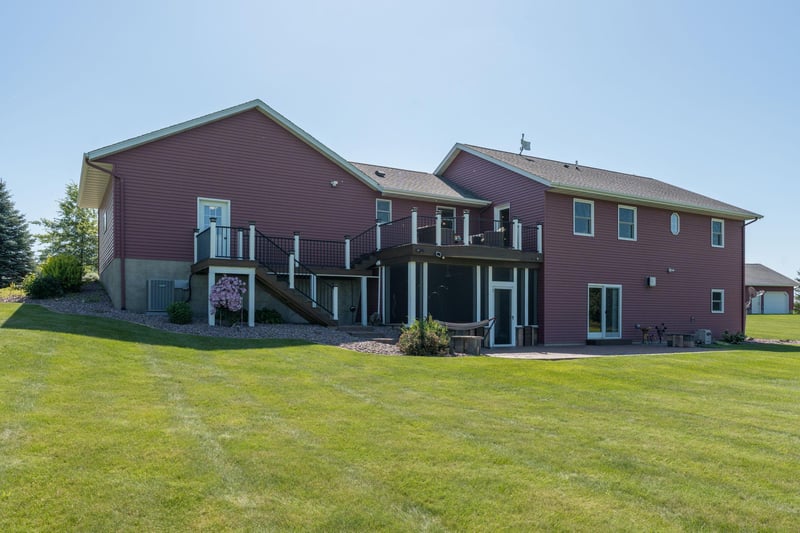 46130 County Road 13, Saint Peter, MN 56082