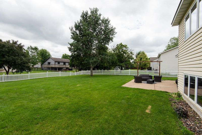 448 Tuttle Dr, Hastings, MN 55033