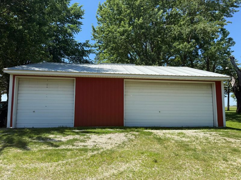 5020 County 11 Blvd, Kenyon, MN 55946