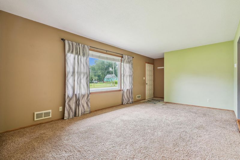 1200 Holley Ave, Saint Paul Park, MN 55071