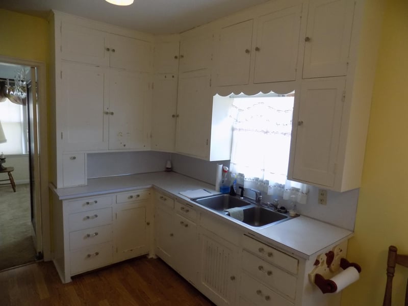 411 Bush St, Lakefield, MN 56150