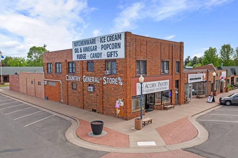 7715 W Main St, Siren, WI 54872