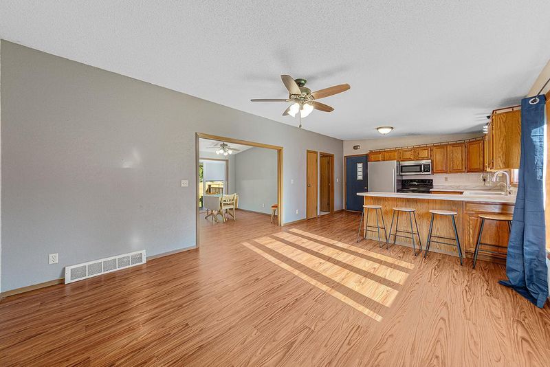 420 Mallory St N, Waterville, MN 56096