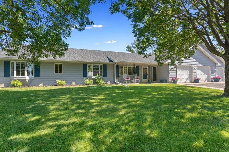 905 Sellards Dr, Dassel, MN 55325