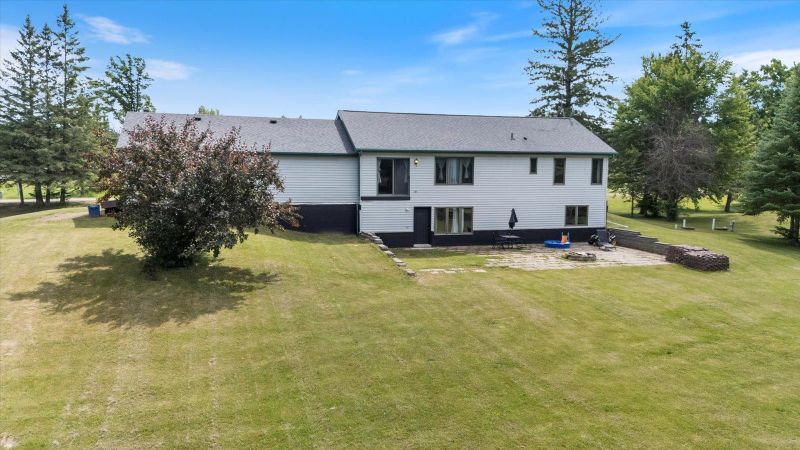 29367 Sunset Ln, Grand Rapids, MN 55744