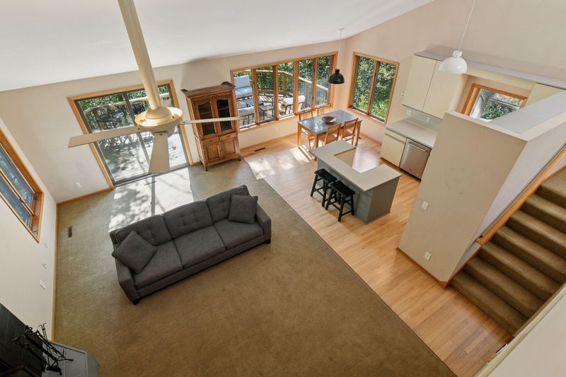 15827 Day Pl, Minnetonka, MN 55345