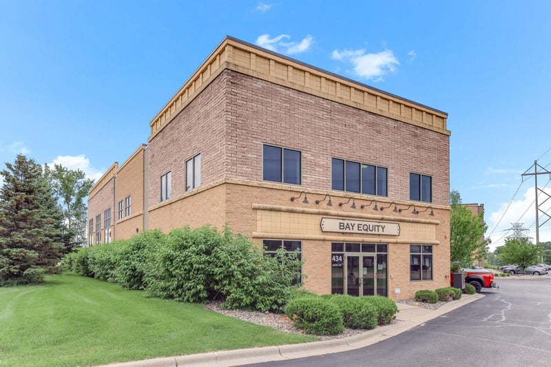 434 Hale Ave N #100, Oakdale, MN 55128
