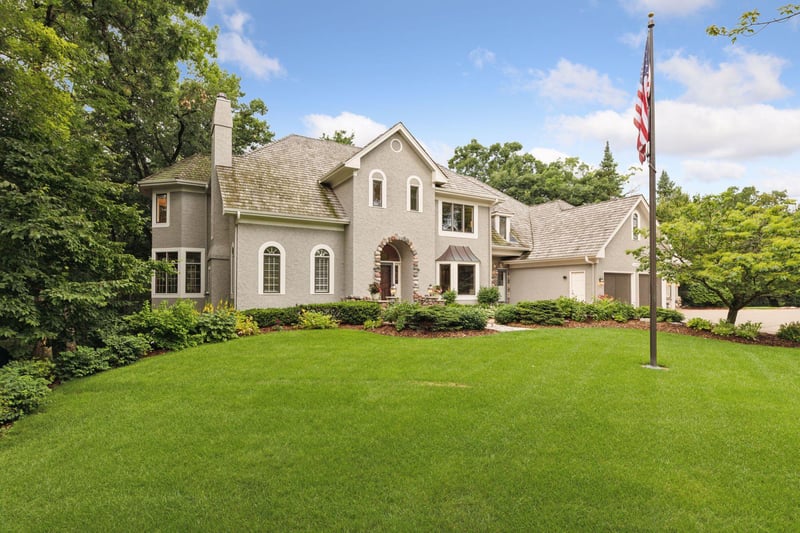 13985 Crowne Hill Ln, Minnetonka, MN 55305