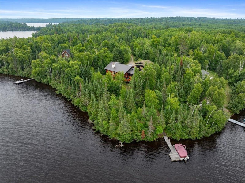 13315 Aurora Dr, Ely, MN 55731
