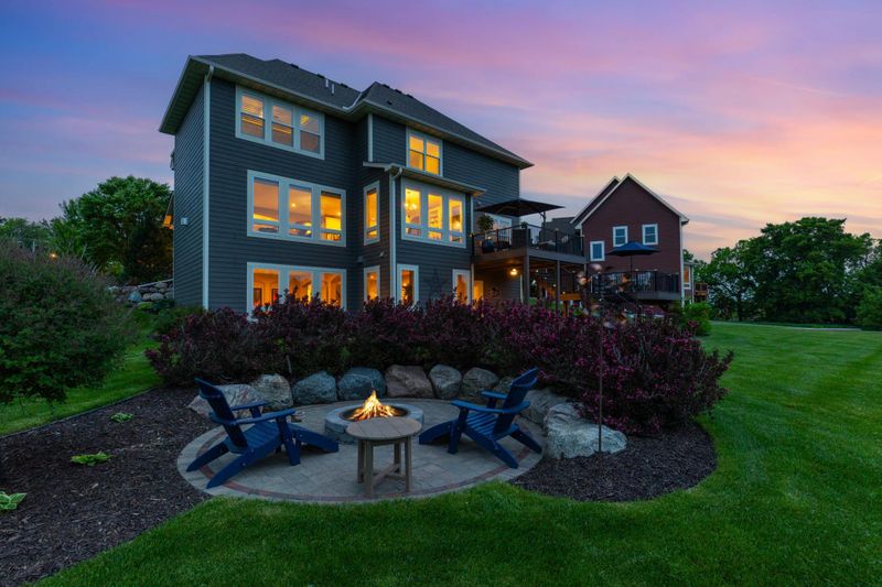 7620 Windsor Ct, Chanhassen, MN 55317